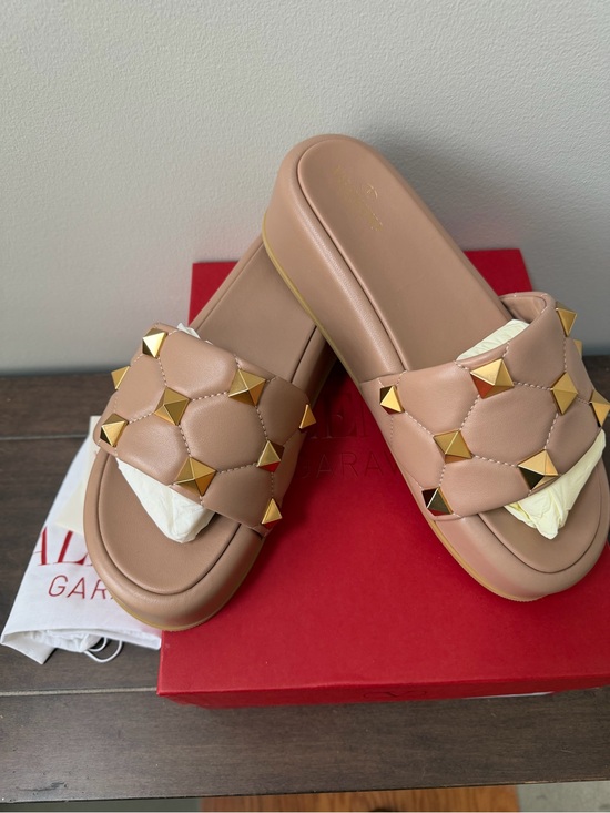 Valentino Shoes - Valentino Nude Pink Quilted Slide Sandals with Gold Studs sz 41.5 ( 11.5)